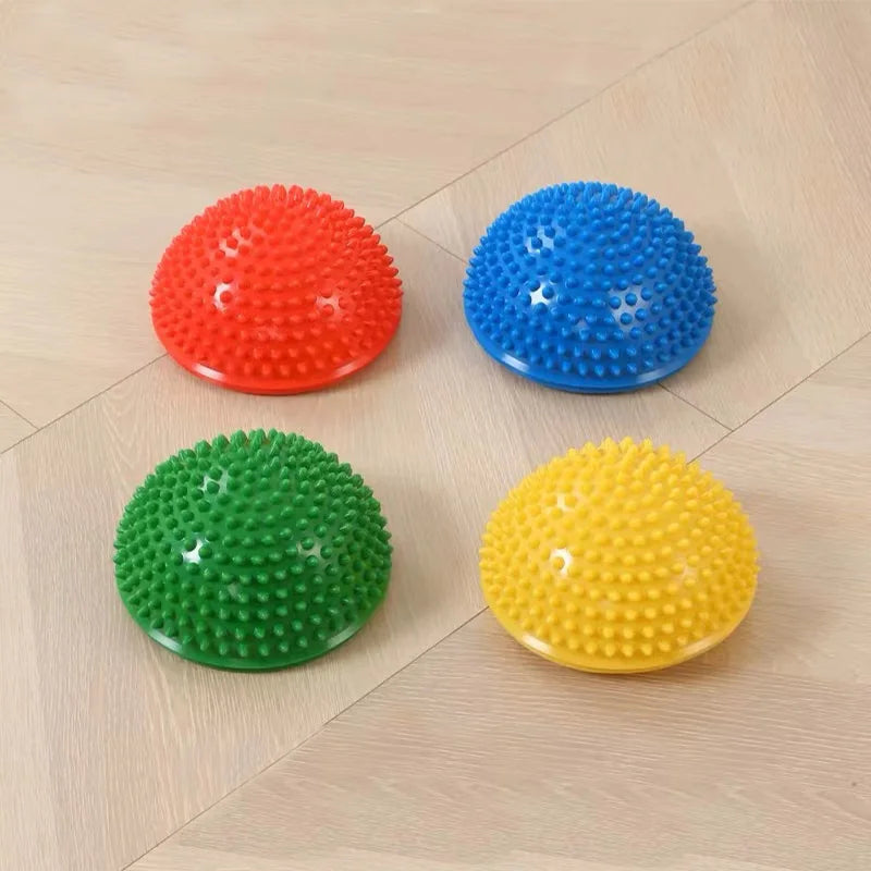 Kit pour parcours de motricité : demi-sphère sensorielles à picots zoom
