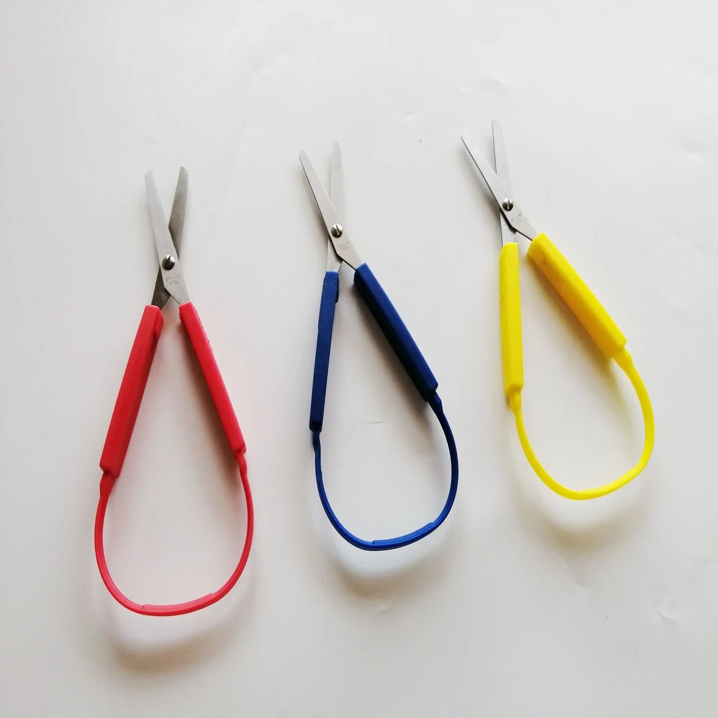 Ciseaux d'Apprentissage Ergonomiques à Ressort Easy Grip ✂️